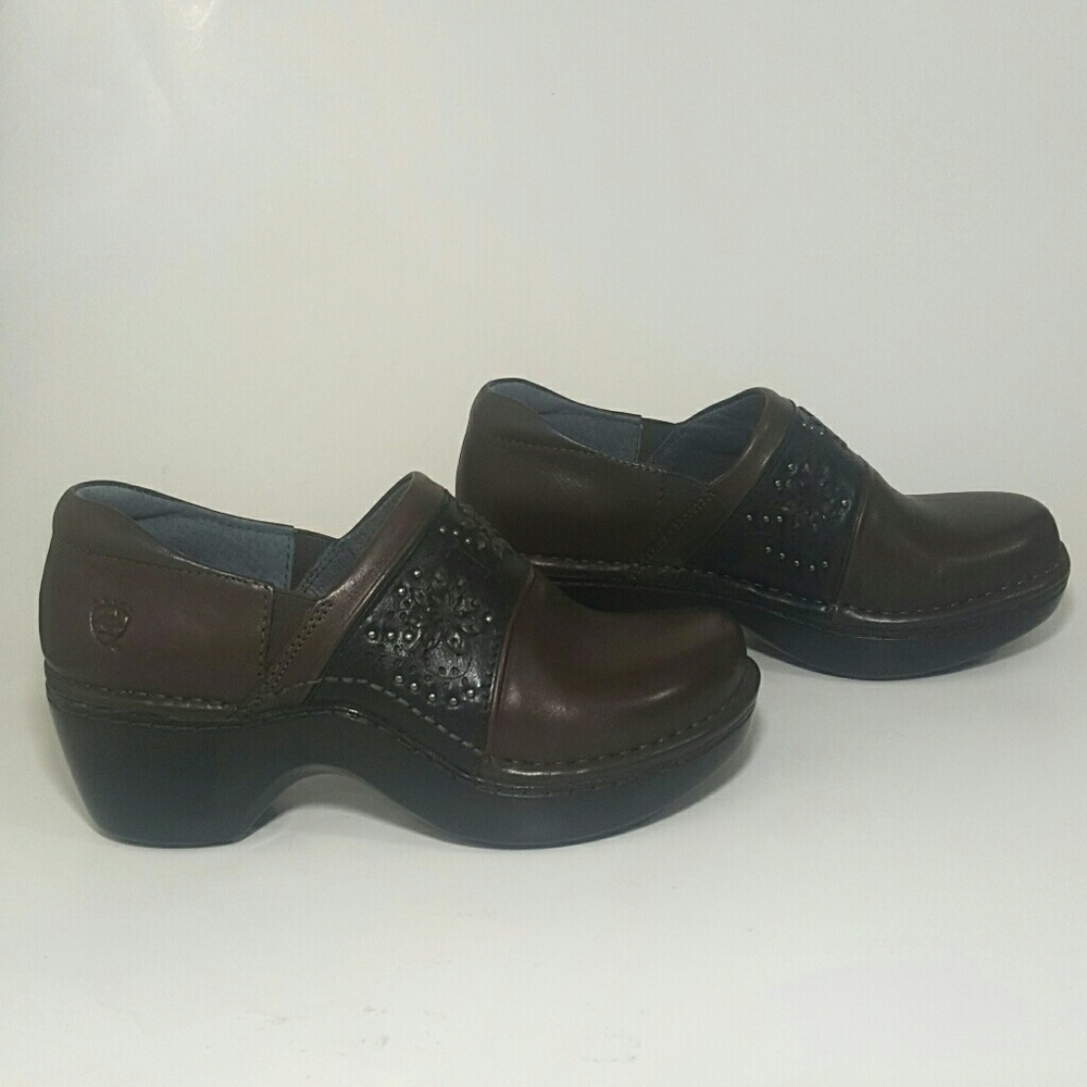 Brown Ariat Clogs